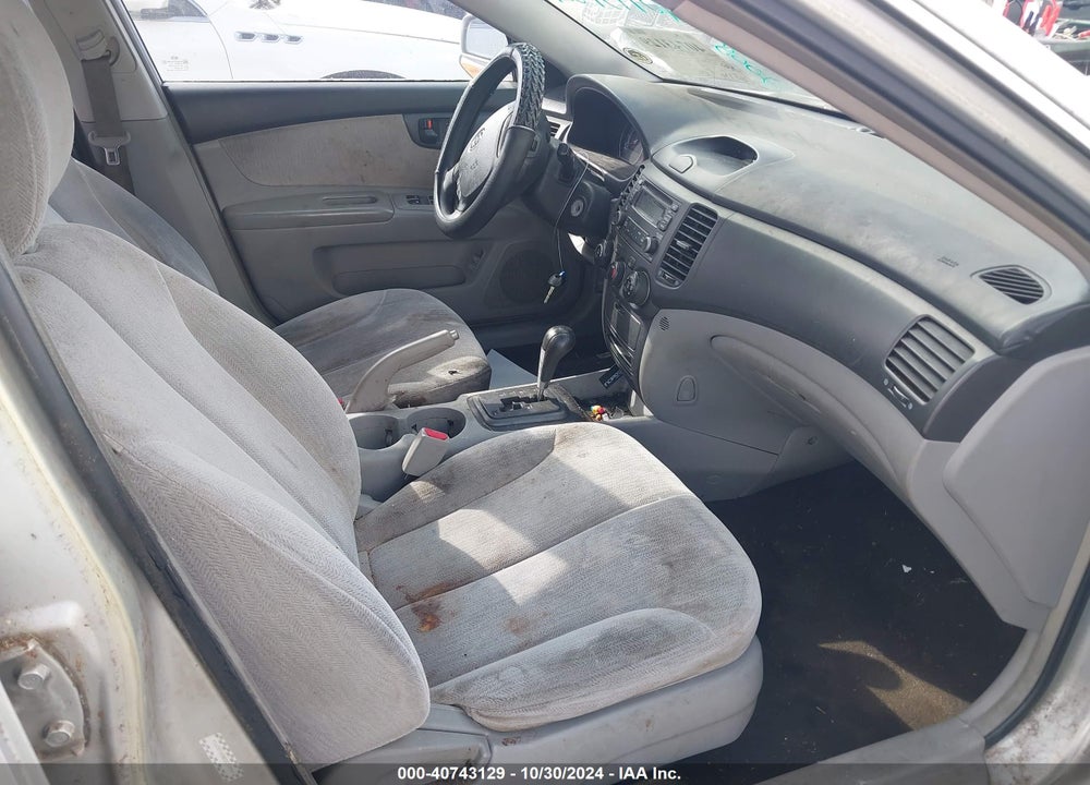 2008 KIA OPTIMA LX VIN: KNAGE123885183916