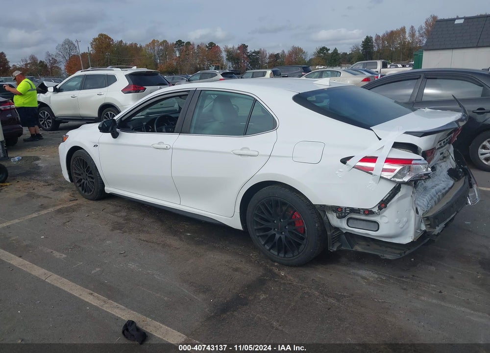 2020 TOYOTA CAMRY SE VIN: 4T1G11AK6LU932472