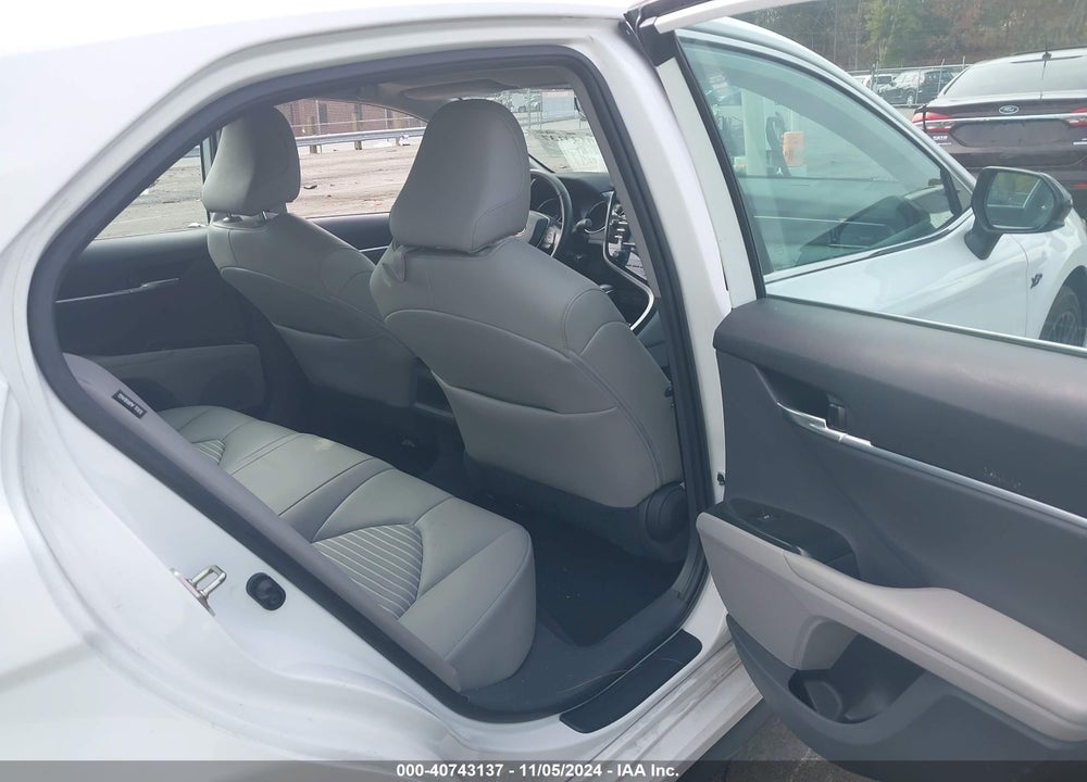 2020 TOYOTA CAMRY SE VIN: 4T1G11AK6LU932472