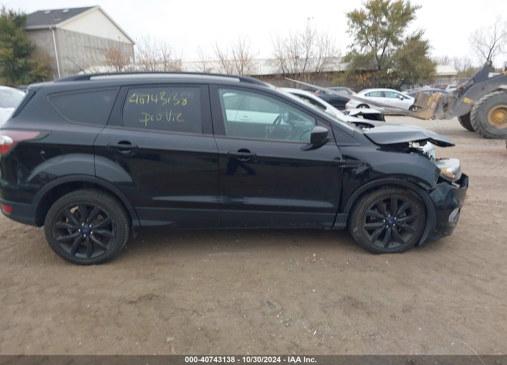 2017 FORD ESCAPE SE VIN: 1FMCU9G93HUB44054