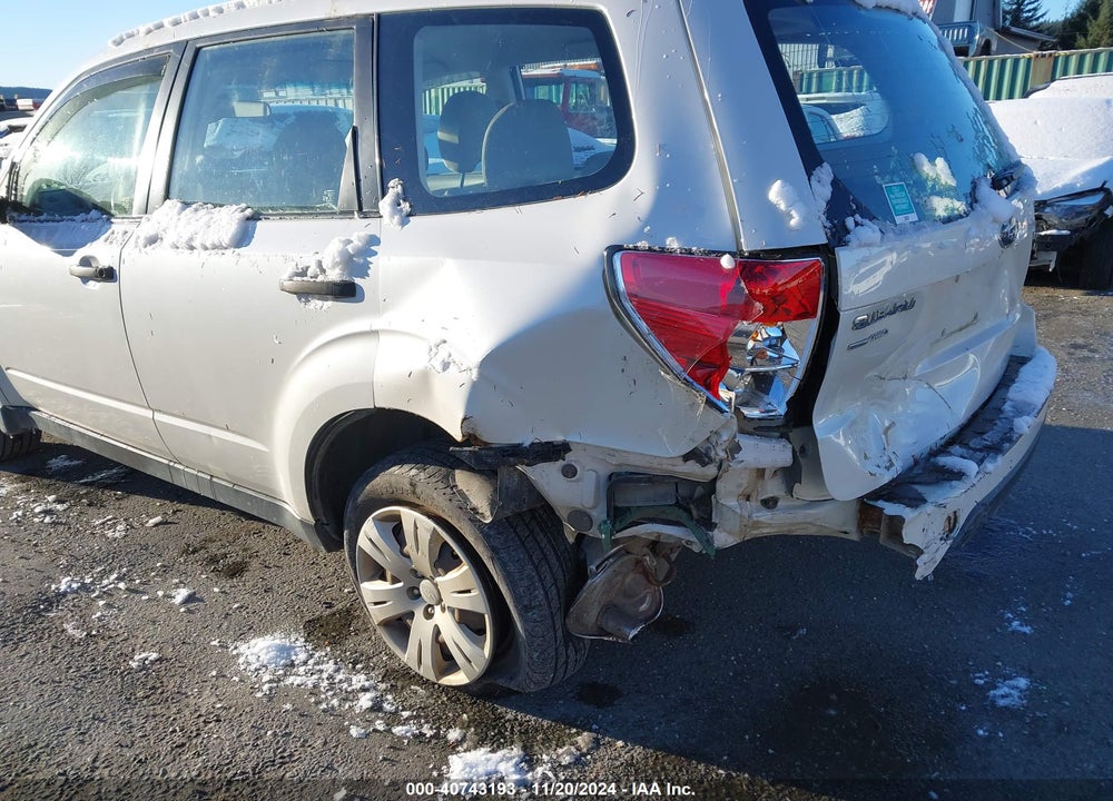 2013 SUBARU FORESTER 2.5X VIN: JF2SHAAC7DG407425