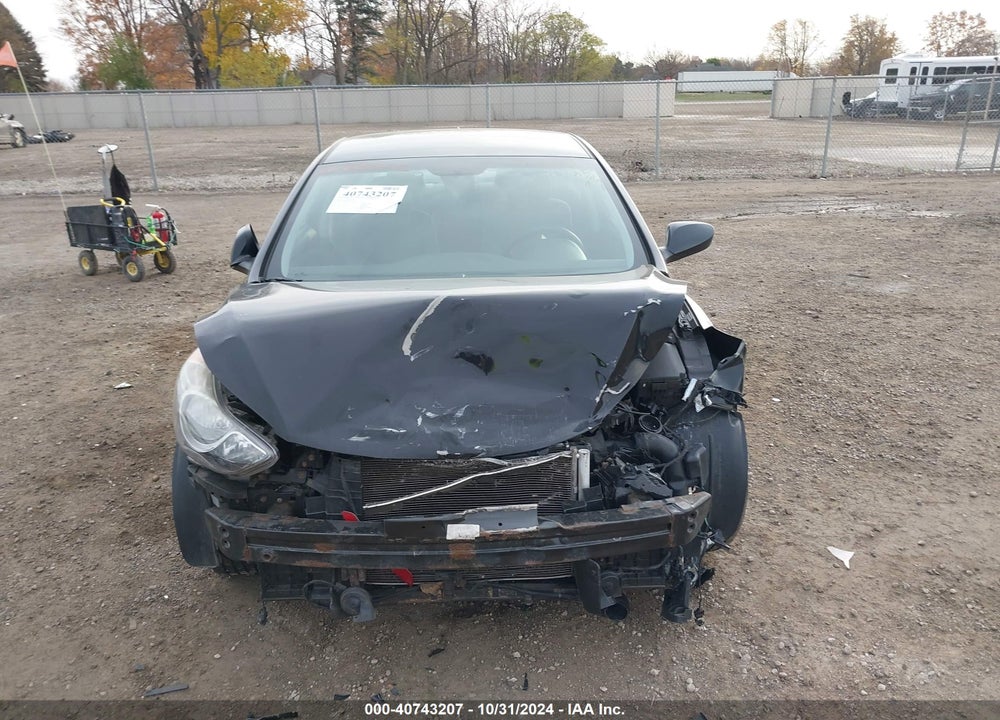 2013 HYUNDAI ELANTRA GLS VIN: KMHDH4AE3DU547995