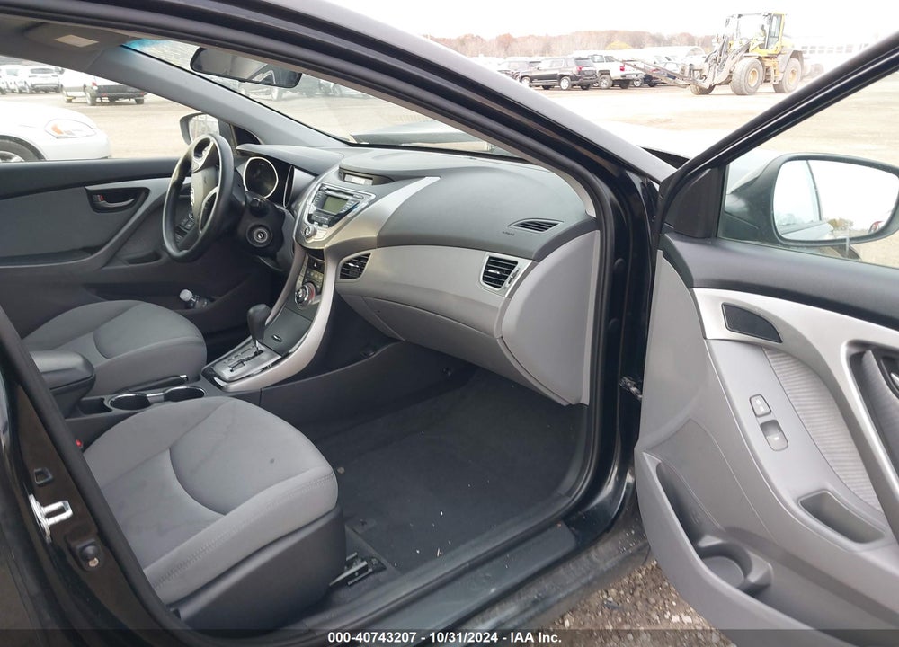 2013 HYUNDAI ELANTRA GLS VIN: KMHDH4AE3DU547995