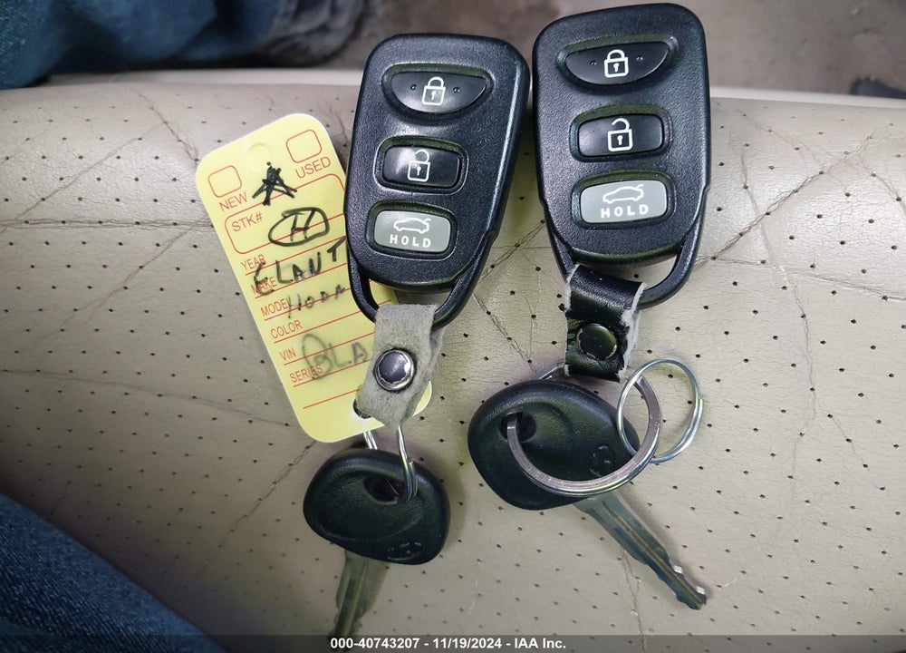 2013 HYUNDAI ELANTRA GLS VIN: KMHDH4AE3DU547995