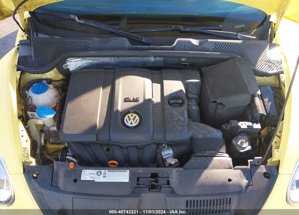 2012 VOLKSWAGEN BEETLE 2.5L VIN: 3VWJP7AT5CM610296
