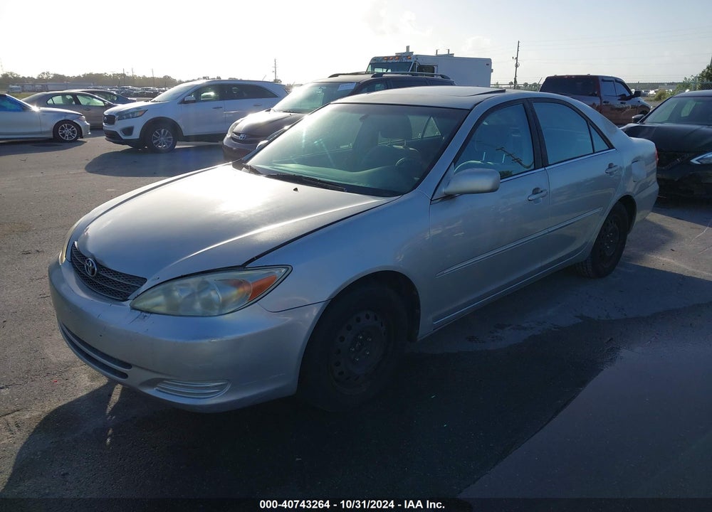2002 TOYOTA CAMRY XLE VIN: 4T1BE32K82U032745