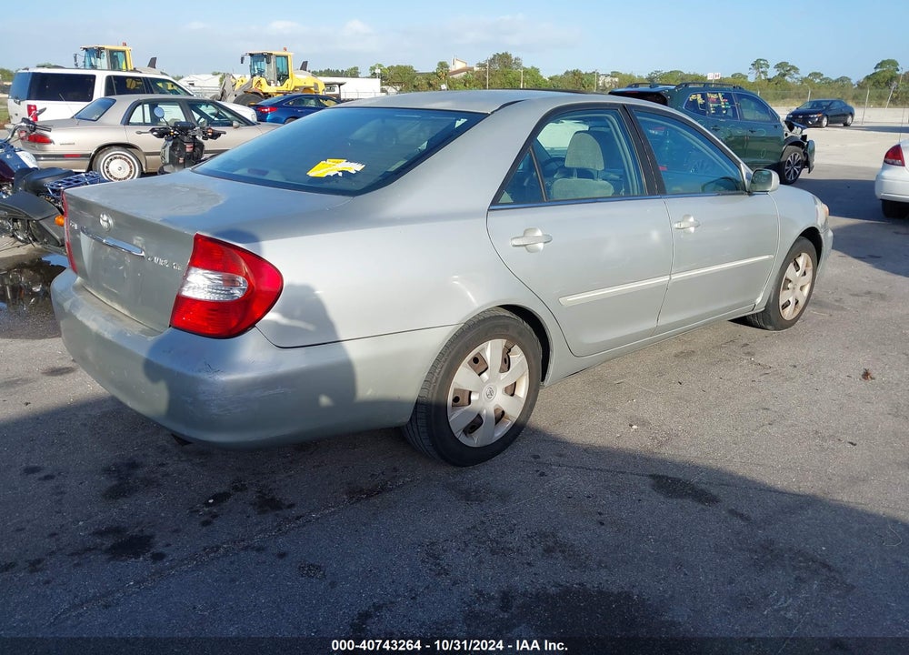 2002 TOYOTA CAMRY XLE VIN: 4T1BE32K82U032745
