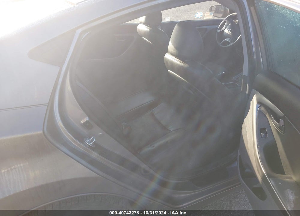 2014 HYUNDAI ELANTRA SE VIN: 5NPDH4AE5EH459577