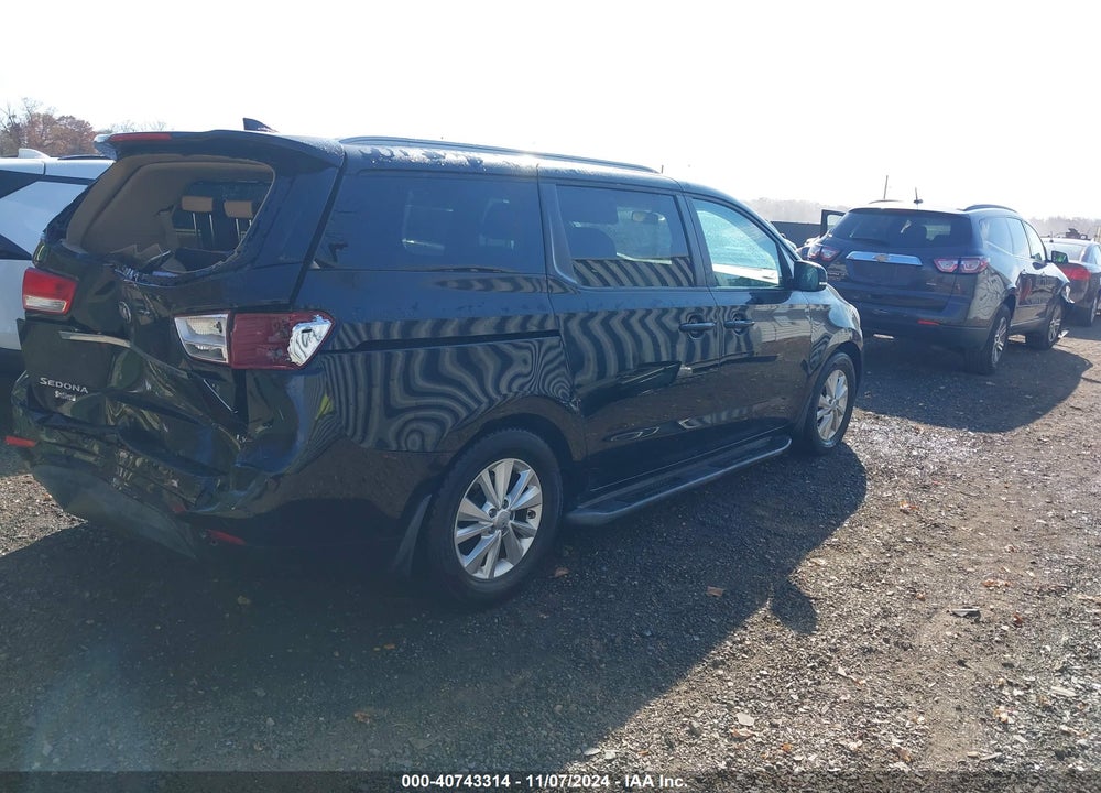 2018 KIA SEDONA LX VIN: KNDMB5C1XJ6351008