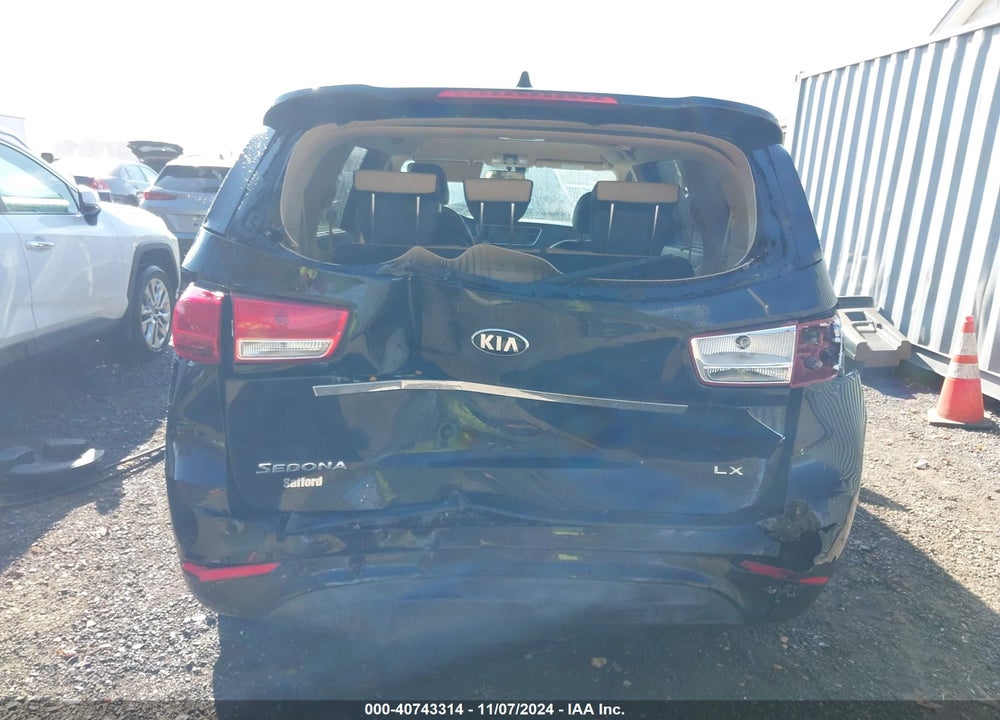 2018 KIA SEDONA LX VIN: KNDMB5C1XJ6351008