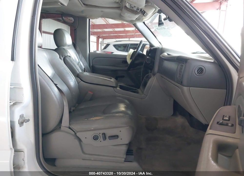 2005 CHEVROLET TAHOE Z71 VIN: 1GNEK13TX5R148677