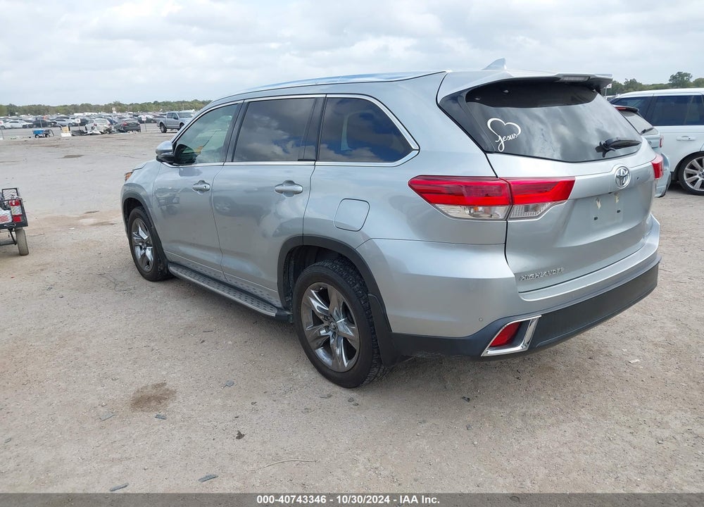 2019 TOYOTA HIGHLANDER LIMITED/PLATINUM VIN: 5TDYZRFH6KS323530