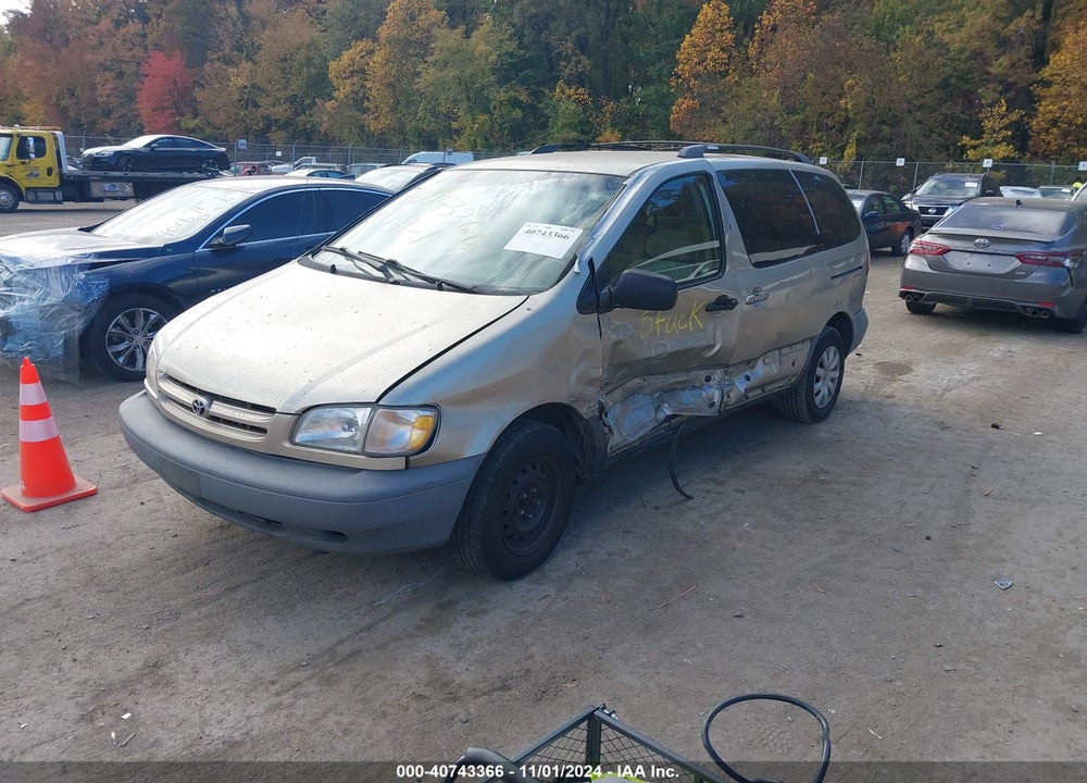 2000 TOYOTA SIENNA LE VIN: 4T3ZF13C4YU311469