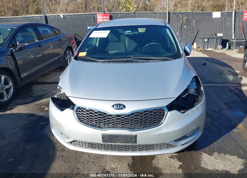 2015 KIA FORTE EX VIN: KNAFX5A82F5418589