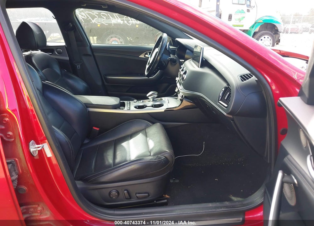 2018 KIA STINGER GT2 VIN: KNAE55LC6J6018864