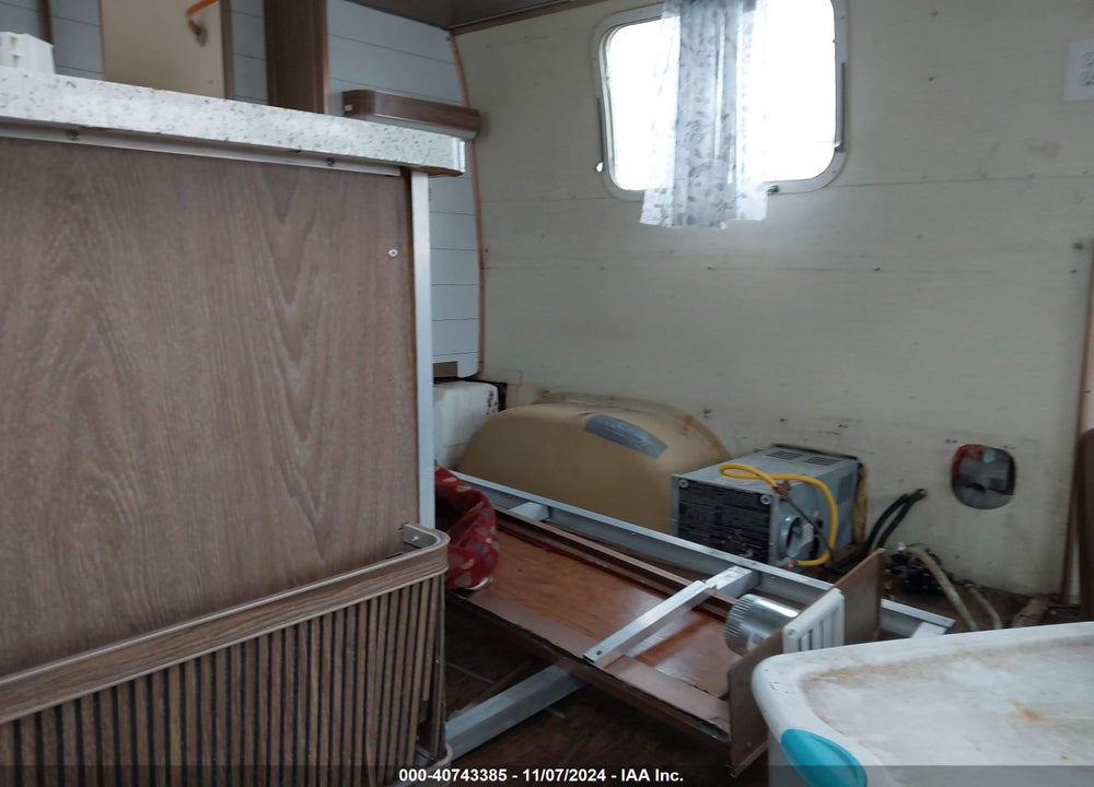 1973 AIRSTREAM OTHER VIN: L21D3J4830