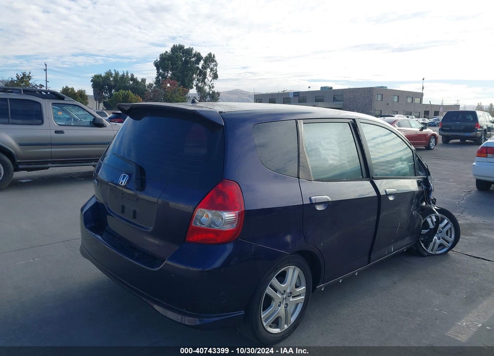 2008 HONDA FIT SPORT VIN: JHMGD37658S011055