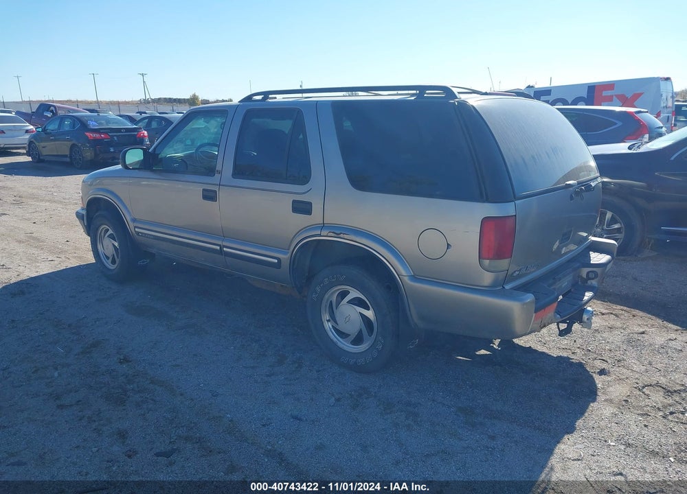 2001 CHEVROLET BLAZER LT VIN: 1GNDT13WX12110792