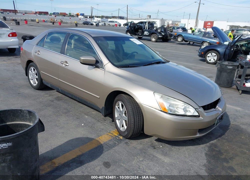 2004 HONDA ACCORD SDN LX VIN: JHMCM56334C008239