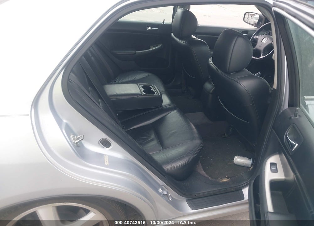 2005 HONDA ACCORD 2.4 EX VIN: 1HGCM56805A169689