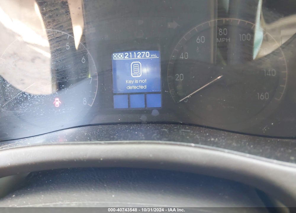 2011 HYUNDAI GENESIS VIN: KMHGC4DF1BU141310