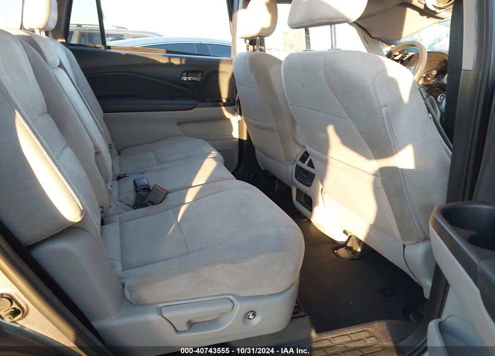 2020 HONDA PILOT 2WD EX VIN: 5FNYF5H36LB008669