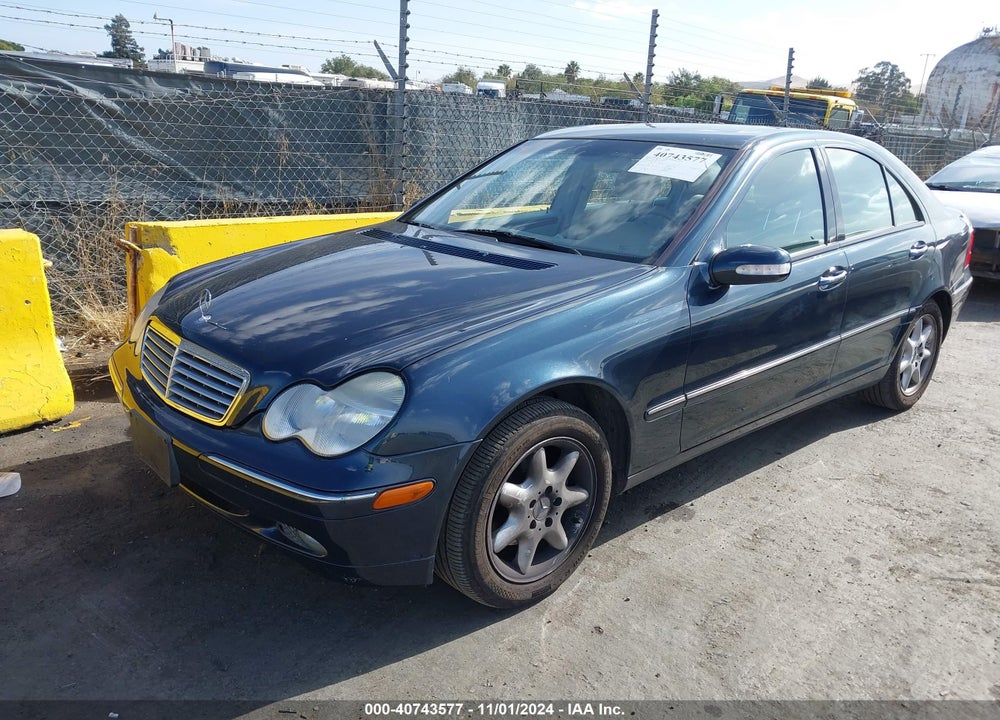 2003 MERCEDES-BENZ C 240 VIN: WDBRF61J23F437501