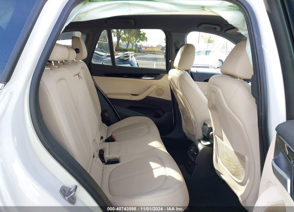 2017 BMW X1 XDRIVE28I VIN: WBXHT3C32H5F84164