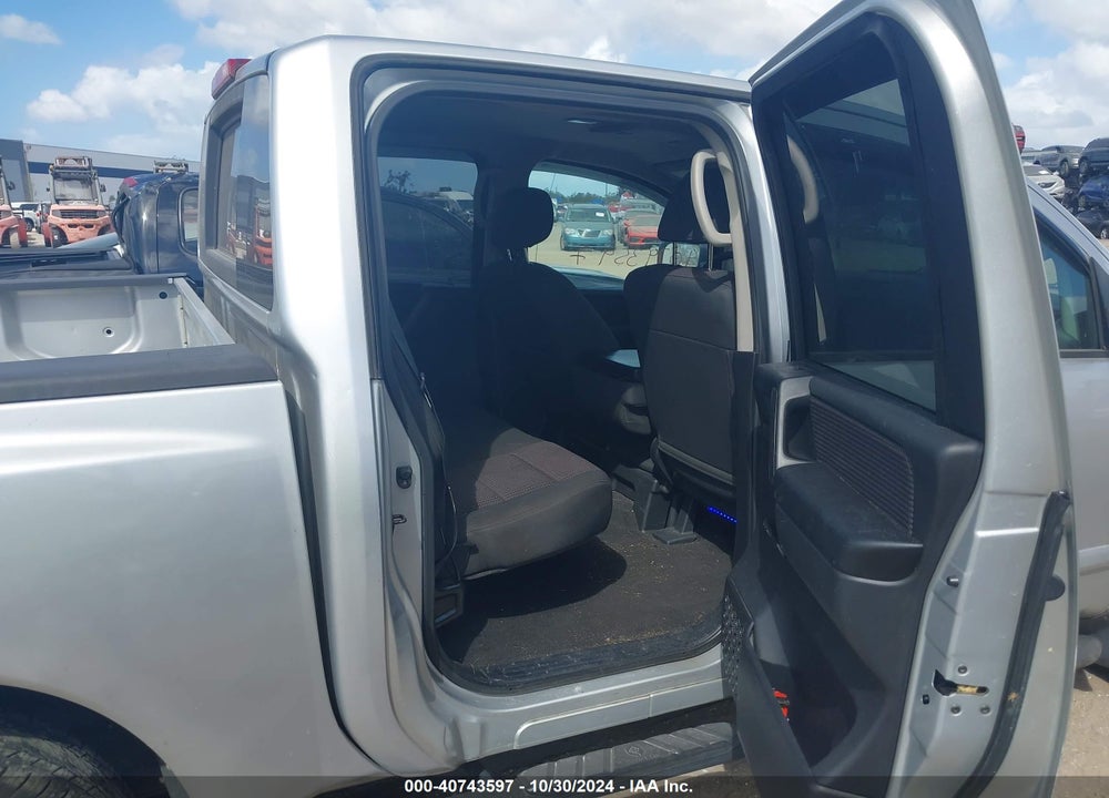 2008 NISSAN TITAN SE VIN: 1N6AA07D88N357674