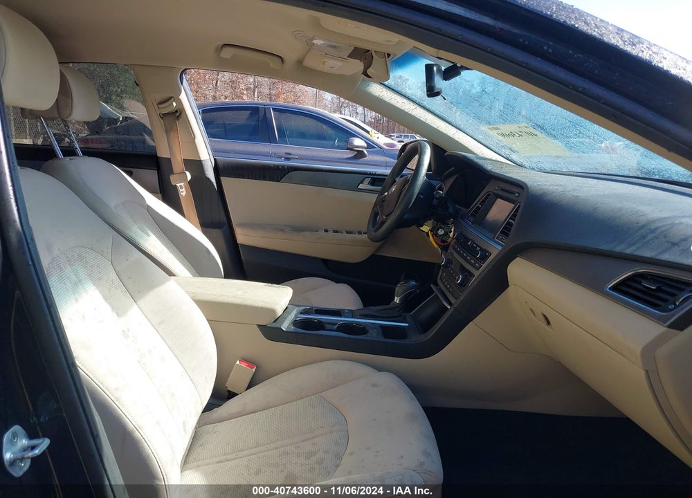 2016 HYUNDAI SONATA VIN: 5NPE24AF9GH284140
