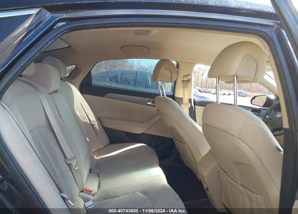 2016 HYUNDAI SONATA VIN: 5NPE24AF9GH284140