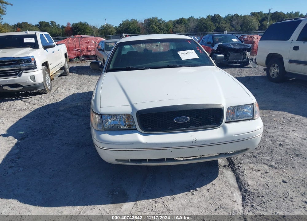 2009 FORD CROWN VICTORIA VIN: 2FAHP71V69X100447
