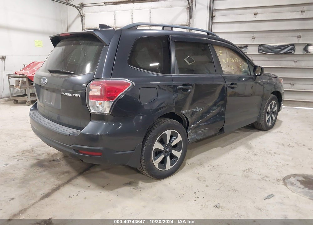 2018 SUBARU FORESTER 2.5I PREMIUM VIN: JF2SJAEC9JH474760