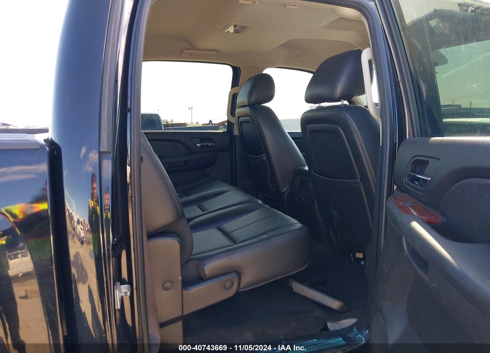 2011 CHEVROLET SILVERADO 1500 LTZ VIN: 3GCPKTE35BG296984