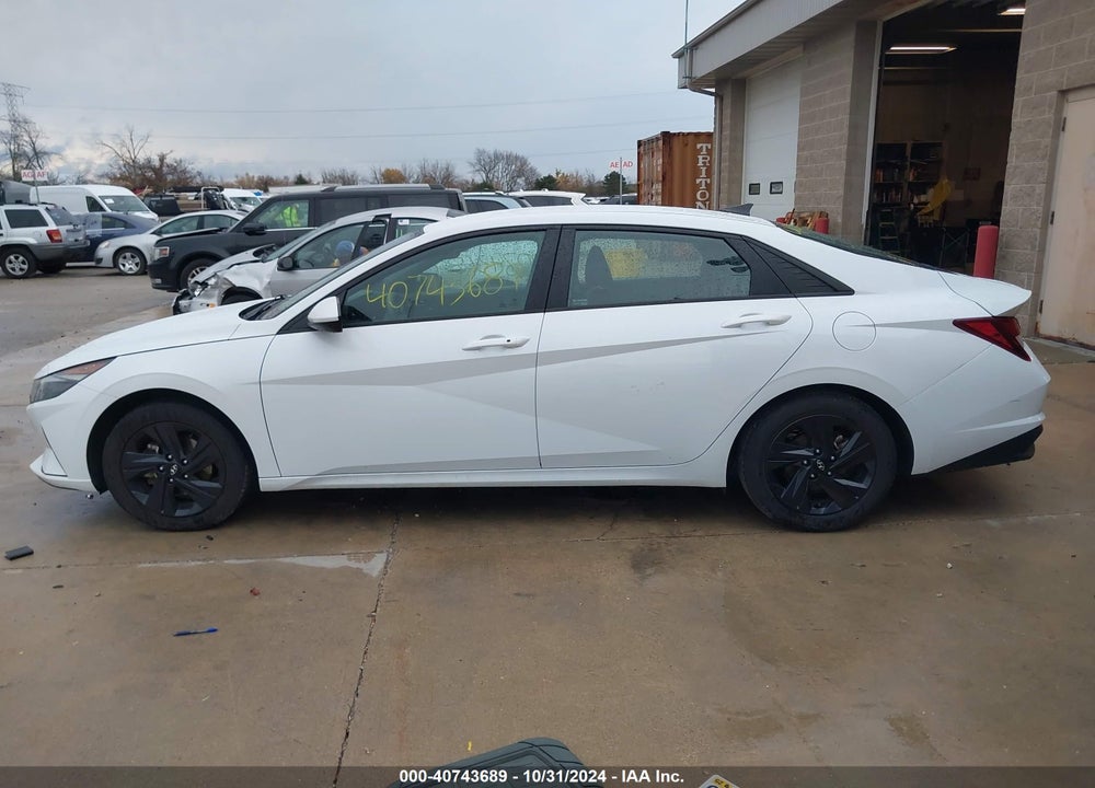 2021 HYUNDAI ELANTRA SEL VIN: 5NPLM4AG1MH011490