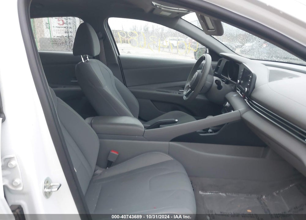 2021 HYUNDAI ELANTRA SEL VIN: 5NPLM4AG1MH011490