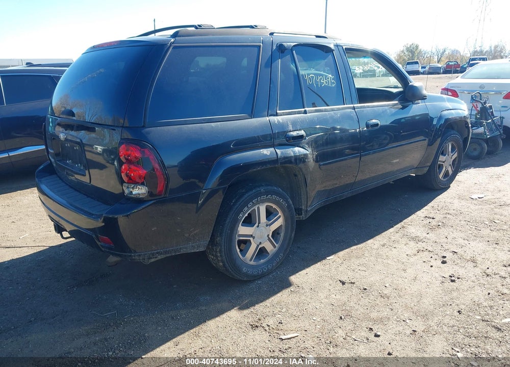 2008 CHEVROLET TRAILBLAZER LT W/2LT VIN: 1GNDT13S382104615
