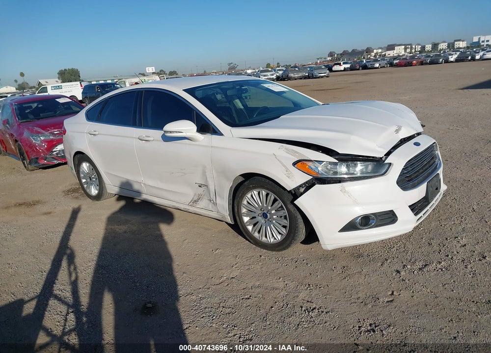 2016 FORD FUSION ENERGI SE LUXURY VIN: 3FA6P0PUXGR123089