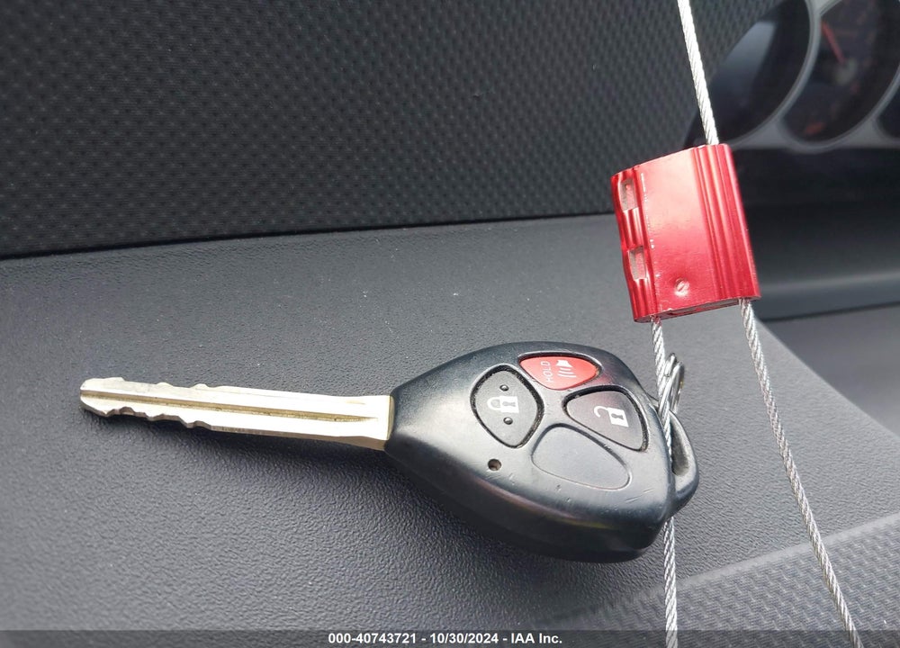 2009 SCION XB VIN: JTLKE50E591082256