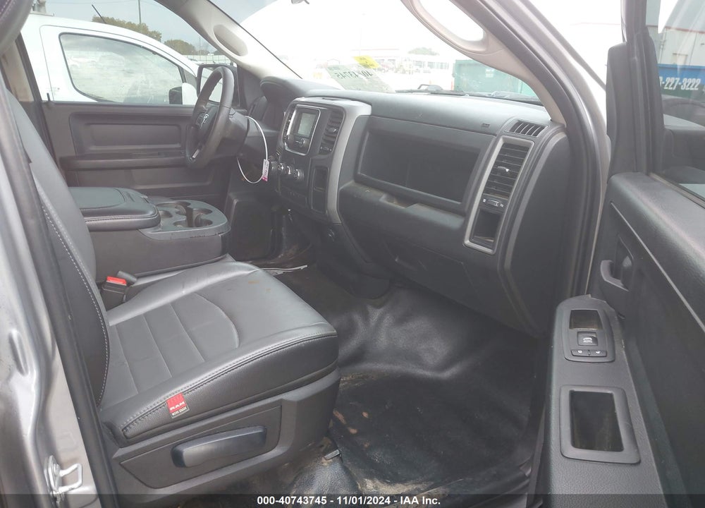 2022 RAM 1500 CLASSIC VIN: 1C6RR6FG7NS152249