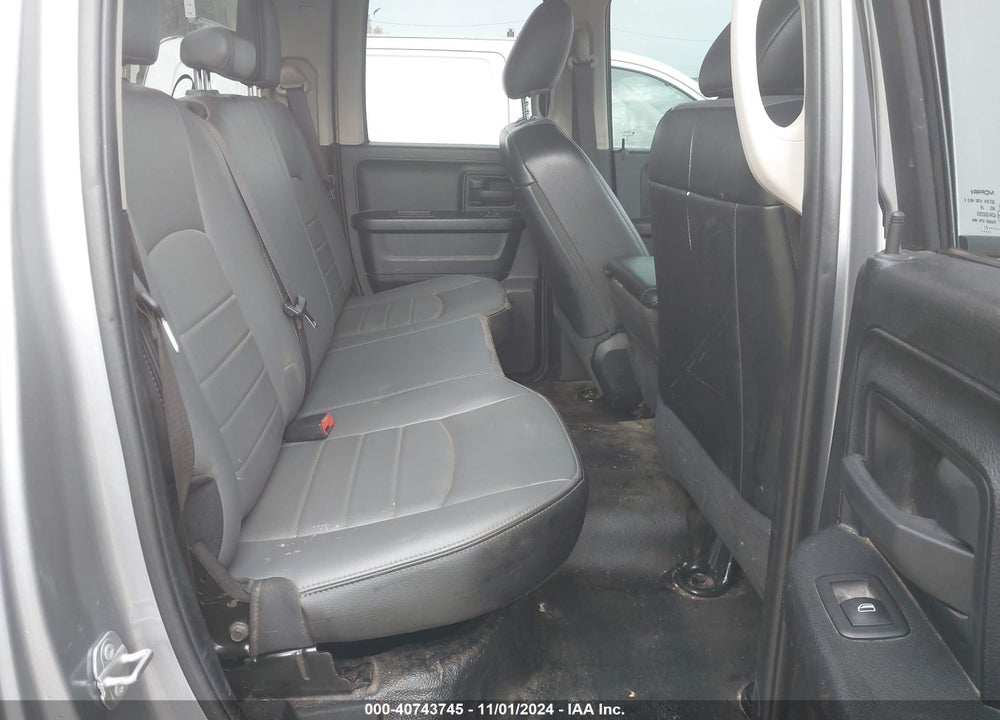 2022 RAM 1500 CLASSIC VIN: 1C6RR6FG7NS152249