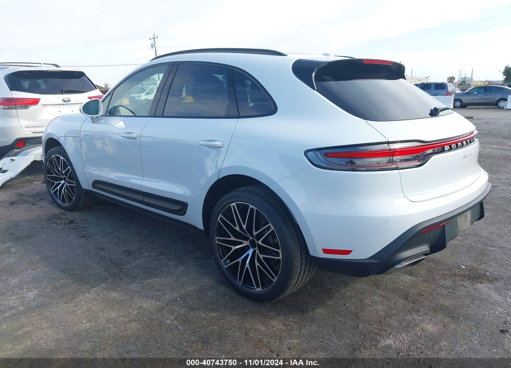 2024 PORSCHE MACAN T VIN: WP1AA2A50RLB04120