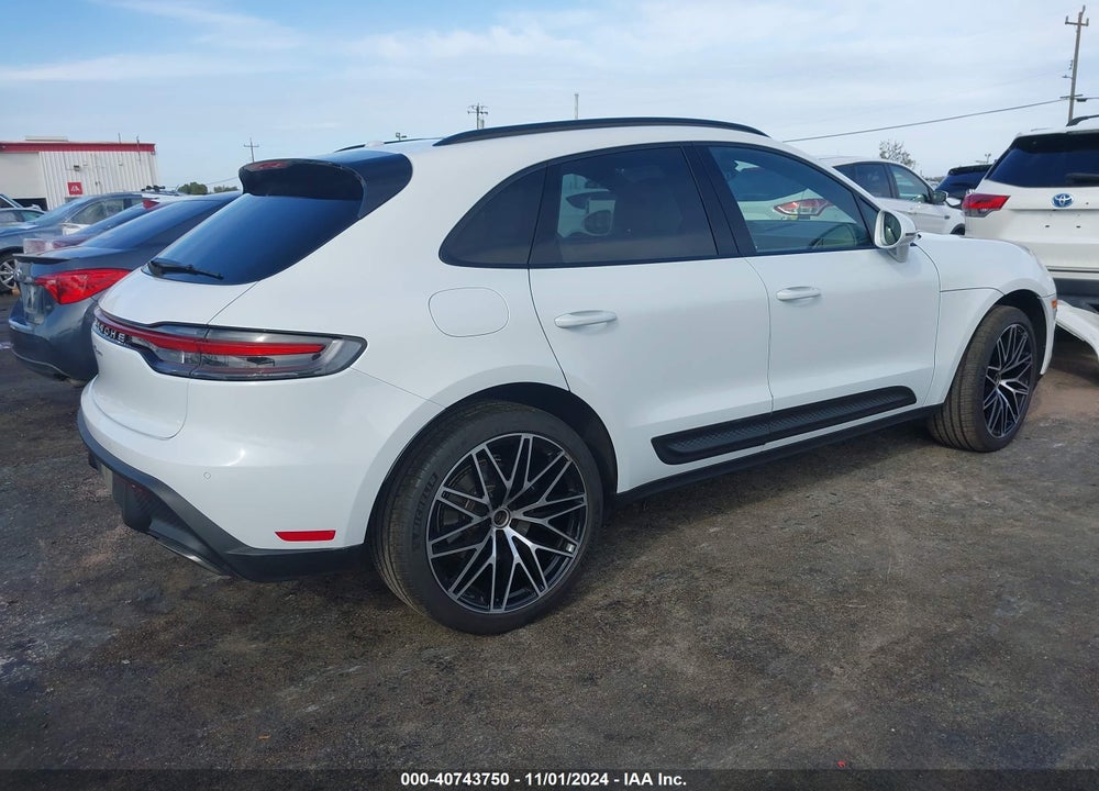 2024 PORSCHE MACAN T VIN: WP1AA2A50RLB04120