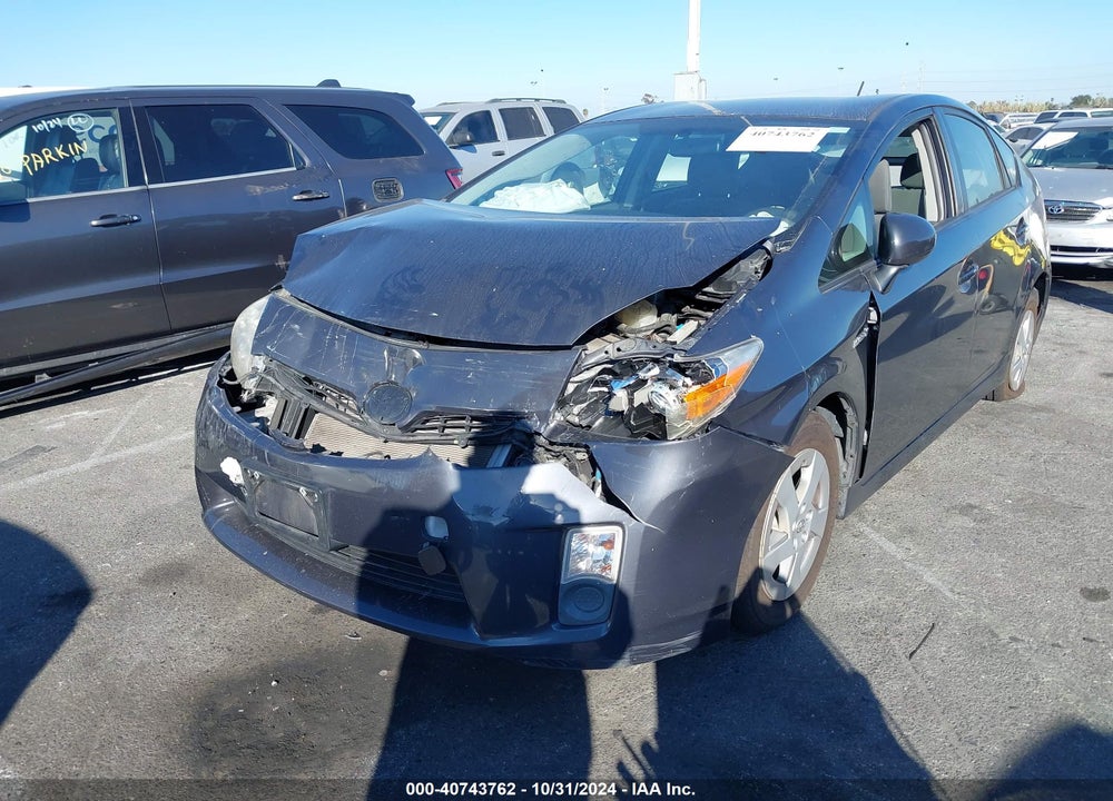 2011 TOYOTA PRIUS TWO VIN: JTDKN3DU5B1423081