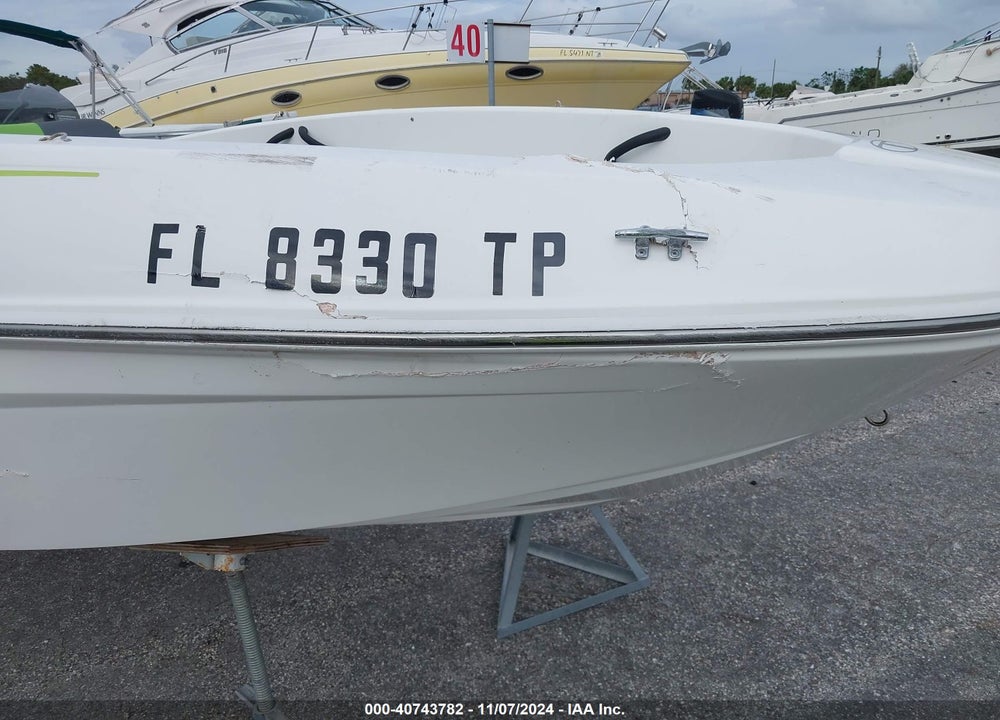 2023 WHITE RIVER MARINE GROUP BOAT VIN: BUJ30653C323