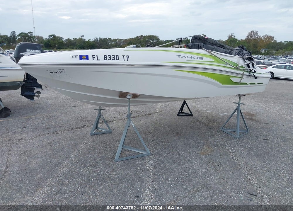 2023 WHITE RIVER MARINE GROUP BOAT VIN: BUJ30653C323