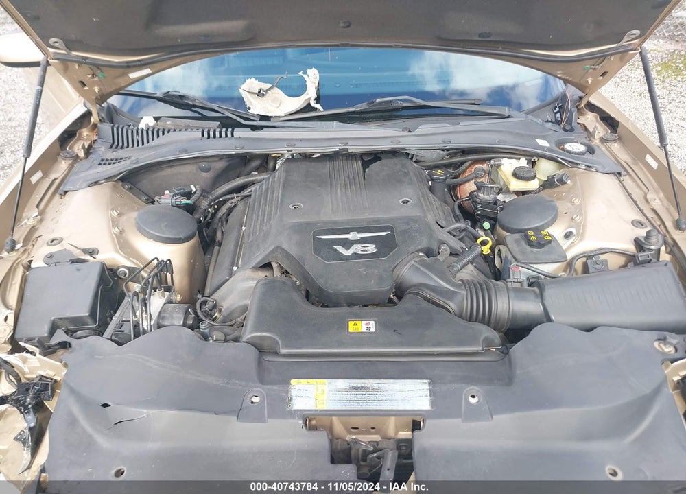 2005 FORD THUNDERBIRD 50TH ANNIVERSARY VIN: 1FAHP60A55Y105173