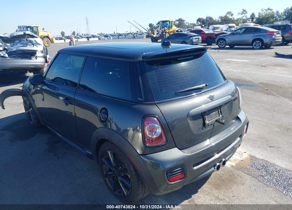 2012 MINI COOPER S VIN: WMWSV3C57CTY16397