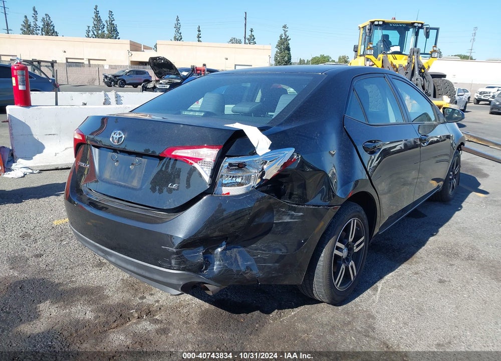 2018 TOYOTA COROLLA LE VIN: 2T1BURHE5JC985033