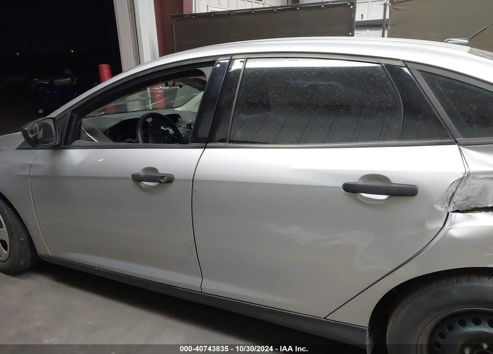 2017 FORD FOCUS S VIN: 1FADP3E25HL206262